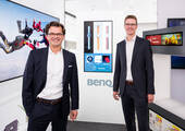 Freuen sich auf den neuen Showroom in Hamburg: Oliver Barz, Managing Director and Vice President bei BenQ Deutschland und B2B-Vertriebschef Alexander Theemann (Bild: BenQ)