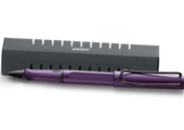 Mit dem „LAMY safari EMR Stylus“ stellt der Hersteller einen digitalen Stift vor. (Bild: Lamy)